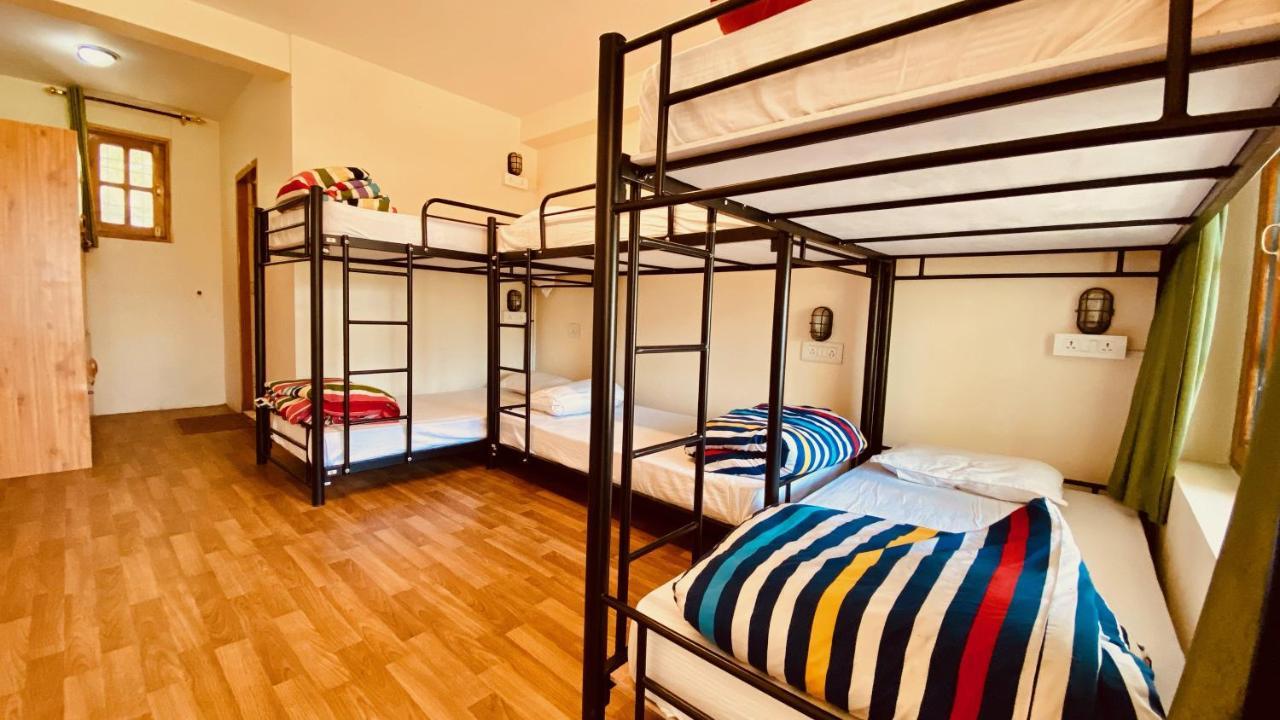 Madpackers Manali Hostel Luaran gambar