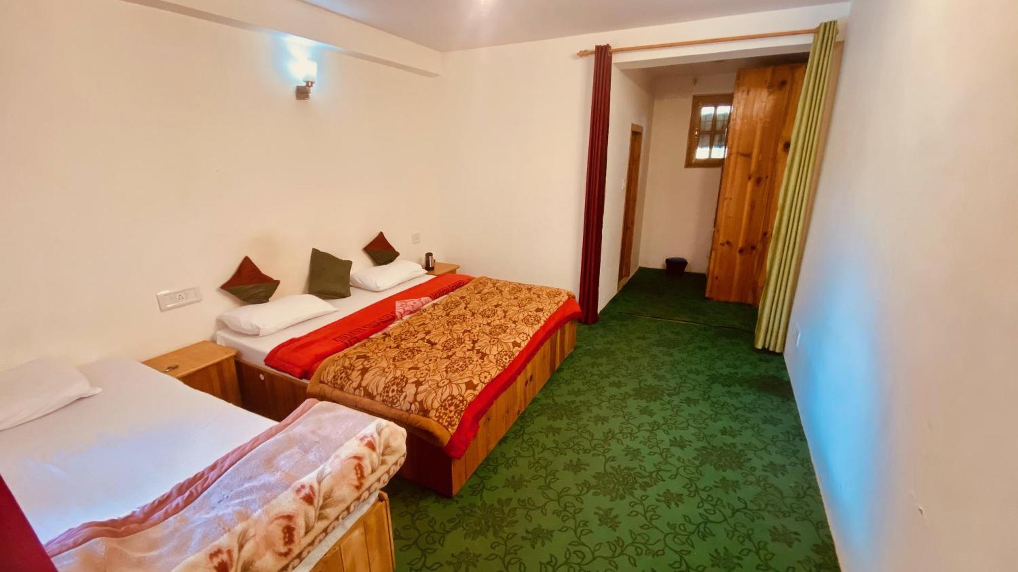Madpackers Manali Hostel Luaran gambar