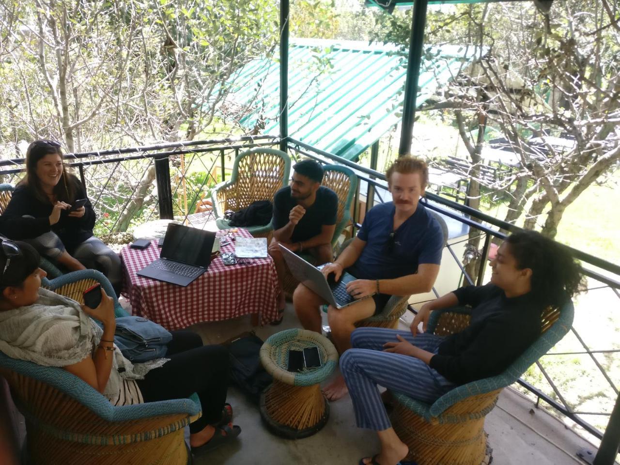 Madpackers Manali Hostel Luaran gambar