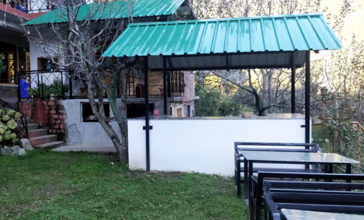 Madpackers Manali Hostel Luaran gambar