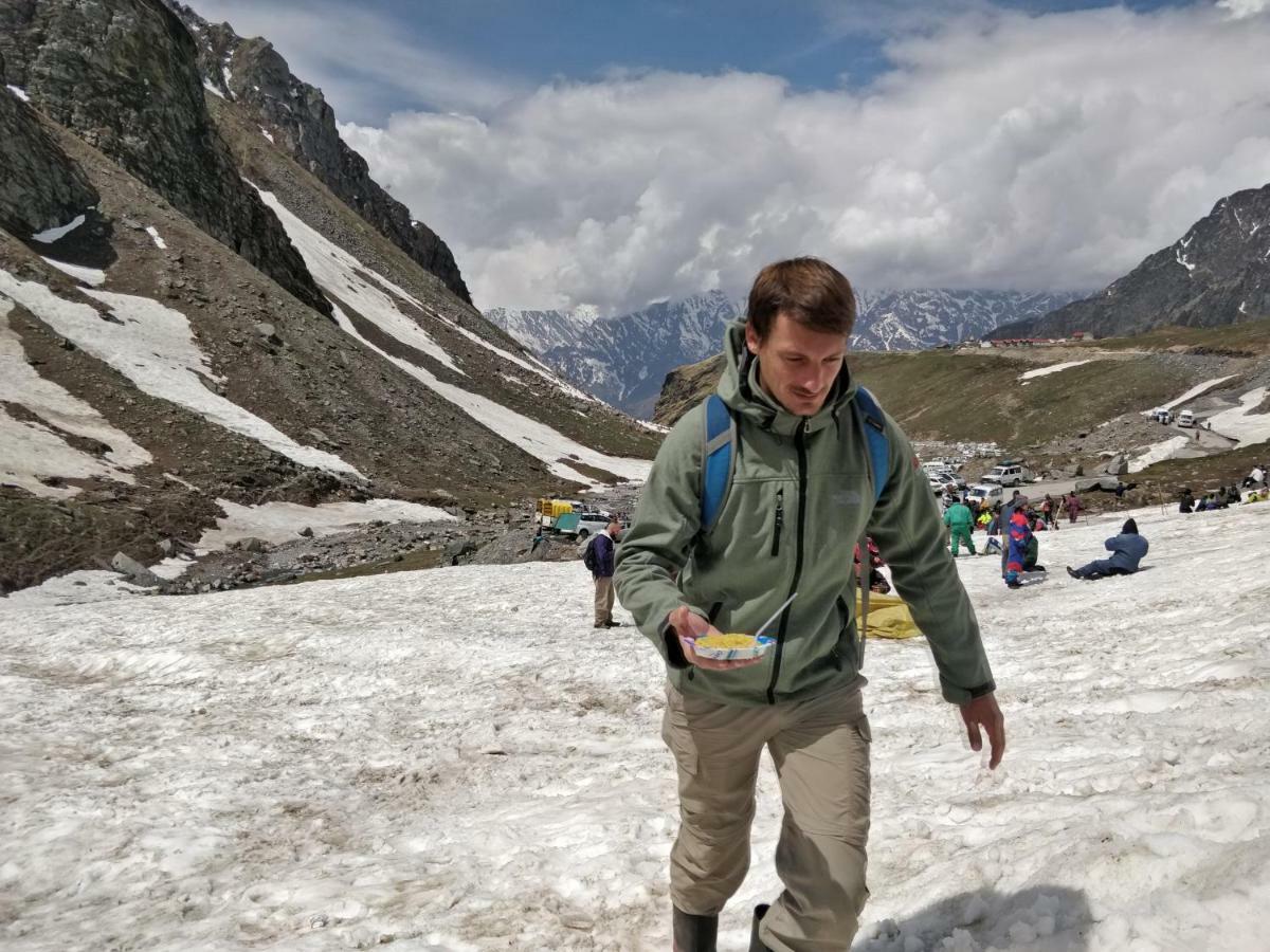 Madpackers Manali Hostel Luaran gambar
